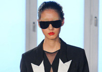 Julien Macdonald͸δ(li)Ů(zhn)ʿ